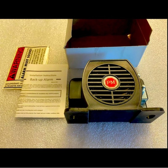Peterson Manufacturing Other - Peterson Manufacturing Back-Up / Reverse Warning Alarm. 12-24V. Car / Truck.